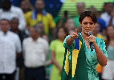 Pastor Rodrigo Mocellin diz que ‘Deus' foi o alicerce do discurso de Michelle Bolsonaro e ironiza críticas