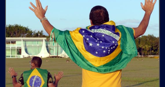 Entidades fazem campanha nacional de "jejum e oração" pelas eleições no Brasil