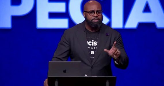 ‘Ativismo racial não tem lugar na igreja’, diz pastor ao criticar colegas ‘covardes'