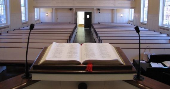 Estudo: igrejas sofrem com o impacto da pandemia sobre os fiéis