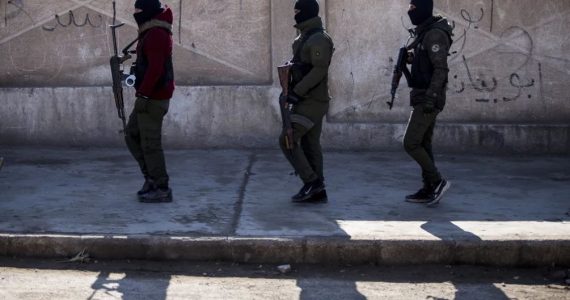 Líder do Estado Islâmico é morto em confronto com ‘inimigos de Alá’, dizem terroristas