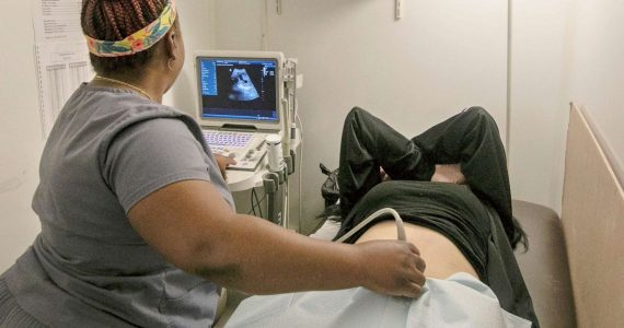 bebês - ‘Abortômetro' com dados da OMS indica 39 milhões de bebês mortos no ventre em 2022