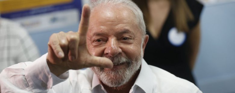 Lula retira o Brasil de aliança internacional contra o aborto