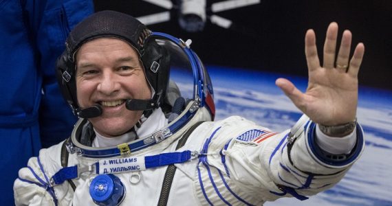 Astronauta da NASA diz que fé e ciência estão em plena harmonia