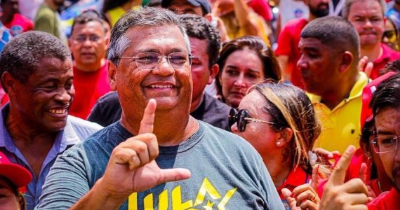 Dino cita a Bíblia para defender prisão de manifestantes anti-Lula