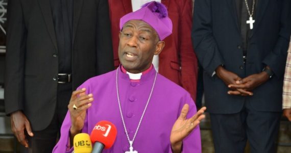 Bispos africanos condenam Igreja Anglicana por apoiar a união gay