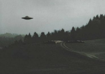 Com rumores de OVNIs, pastor pergunta: Extraterrestres existem?
