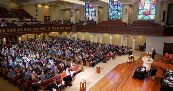 Mais de 1.800 igrejas já deixaram a denominação Metodista por reprovarem teologia LGBT