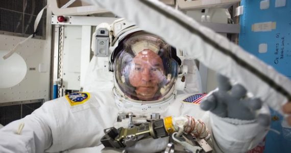 Astronauta da NASA testemunha encontro com Cristo: ‘Mudou minha vida'