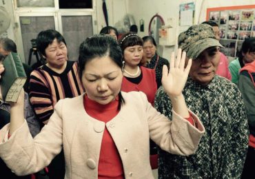 Cristãos perseguidos na prisão: 'Ore para que Deus nos guarde'