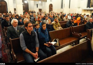 Autor diz haver um crescimento 'surpreendente' de cristãos no Irã