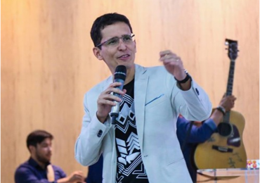 Pastor defende André Valadão: 'Basta assistir a mensagem'