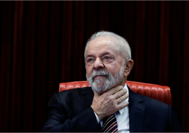 Professora rebate fala de Lula: 'Não existe comunista cristão'