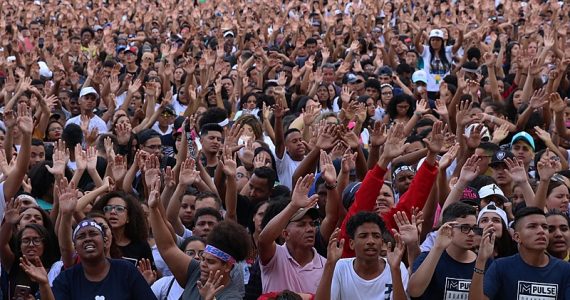 Globo fará série sobre a história dos evangélicos no Brasil