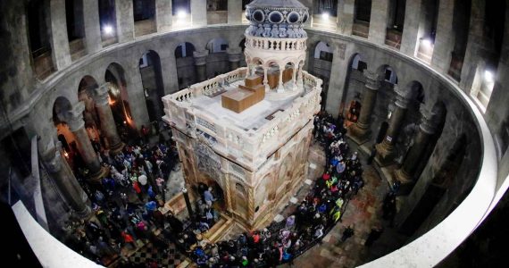 Arqueólogos encontram novos vestígios da crucificação de Jesus
