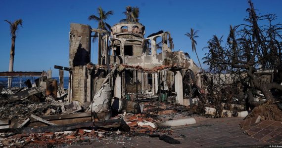 Incêndio devastador não abala a fé de cristãos em ilha destruída