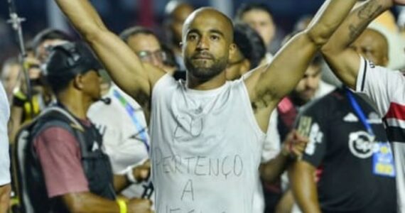 Após título inédito, Lucas Moura repete Kaká na comemoração: ‘Eu pertenço a Jesus’