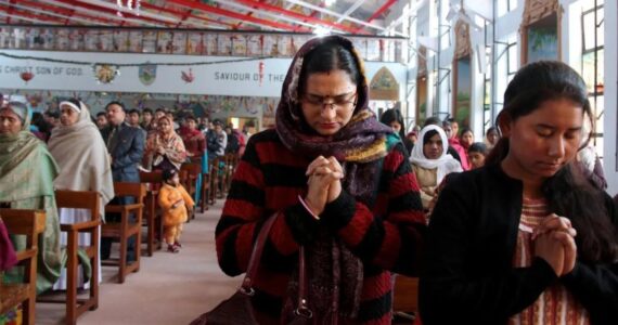 Perseguição: igreja é demolida e quase 20 pastores são presos por radicais hindus