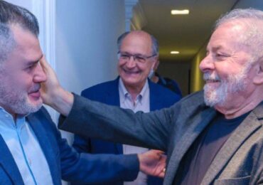 Sem cargo no governo, 'pastor de Lula' agora pede ajuda financeira a seguidores