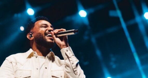 Grammy Latino 2023: Eli Soares vence prêmio de Melhor Álbum Cristão