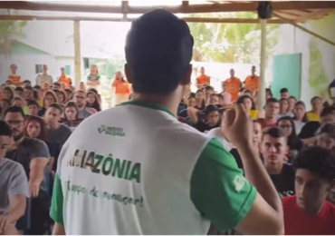 Jovens vocacionados são impactados por Deus em acampamento 'Radical' na Amazônia