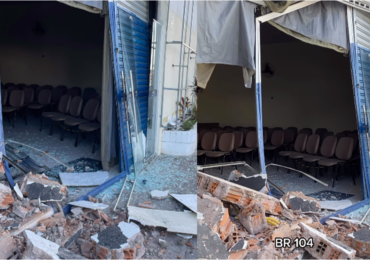 Igreja é atacada, tem frente destruída e pastor faz apelo: 'A perseguição não parou'