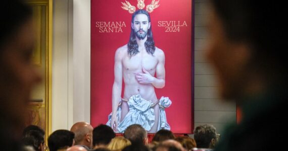 Cartaz da Semana Santa é acusado de retratar Jesus 'sexualizado'