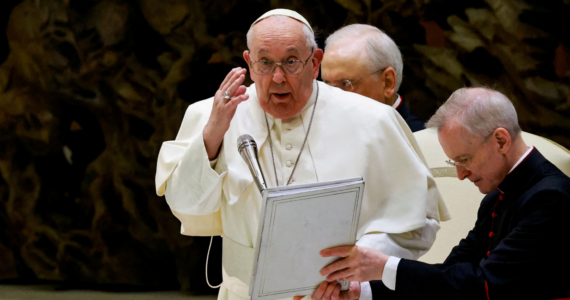“Hoje, o pior perigo é a ideologia de gênero”, diz Papa Francisco em conferência