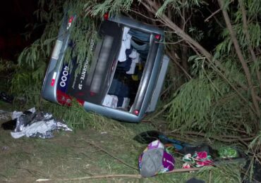 Ônibus que transportava evangélicos capota e 3 pessoas morrem: 'Fatalidade'