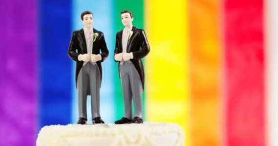 Bíblia diz que igrejas devem excomungar ‘casais’ gays, não hostiliza-los, diz John Piper