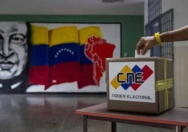 Ditadura da Venezuela assedia, suborna e ameaça pastores às vésperas das eleições