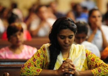 Mais uma menina cristã sequestrada no Paquistão e forçada a se casar com muçulmano