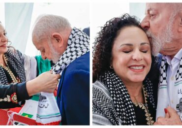 Contra Israel, Lula veste lenço palestino com a frase ‘Jerusalém é nossa’