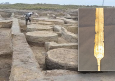 Arqueólogos encontram espada de 3.200 anos com símbolo de faraó da época de Moisés