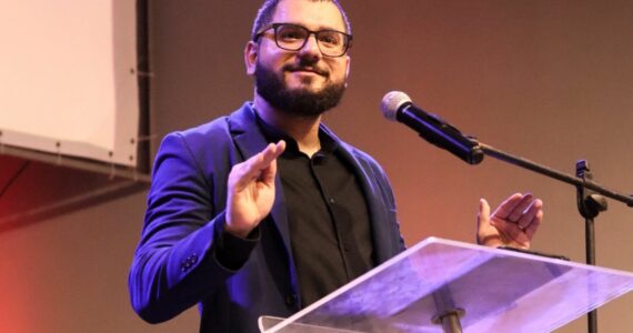 Contra 'cristofobia' do MP, pastor Yago pede que alunos façam mais intervalos bíblicos