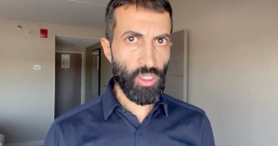 Vídeo: ‘Filho do Hamas’, ex-muçulmano convertido é agredido por militante antissemita