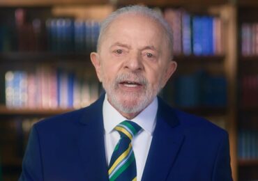 Pastor ora pela recuperação de Lula após cirurgia de emergência